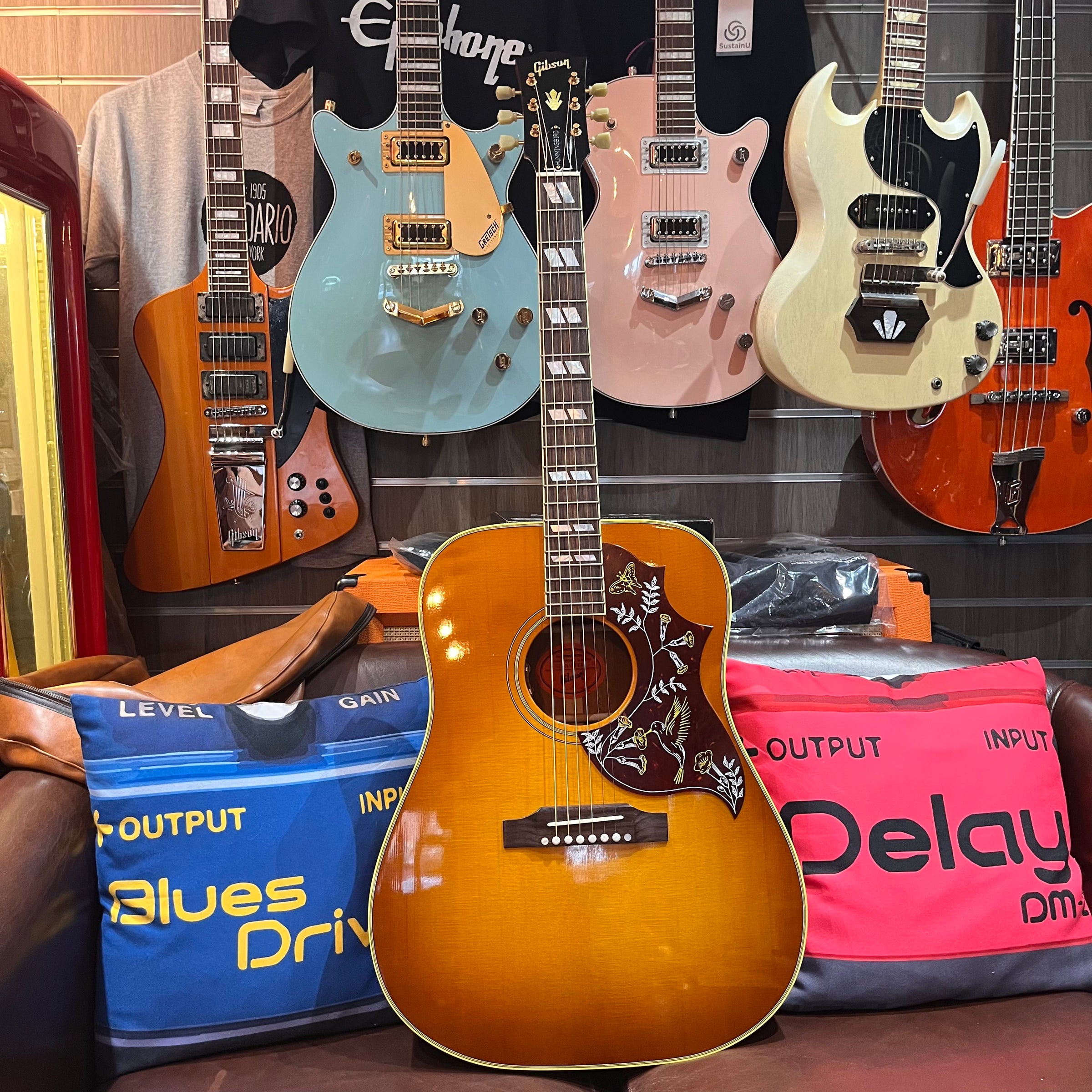 Gibson Hummingbird Standard 2023 | Thingz That Make Noize